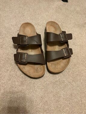 Birkenstock Arizona Sandals in Mocha